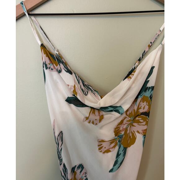 Le Salty Label Mini White Floral Dress Medium - Picture 6 of 12